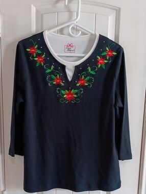 Allyson Whitmore Size Large Black Poinsettia Embroidered Faux Layer Holiday Top